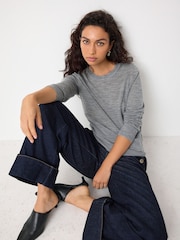 Grey 100% Merino Wool Long Sleeve Crew Neck Jumper - Image 4 of 7