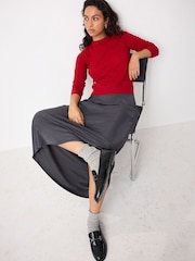 Red 100% Merino Wool Long Sleeve Crew Neck Jumper - Image 4 of 9
