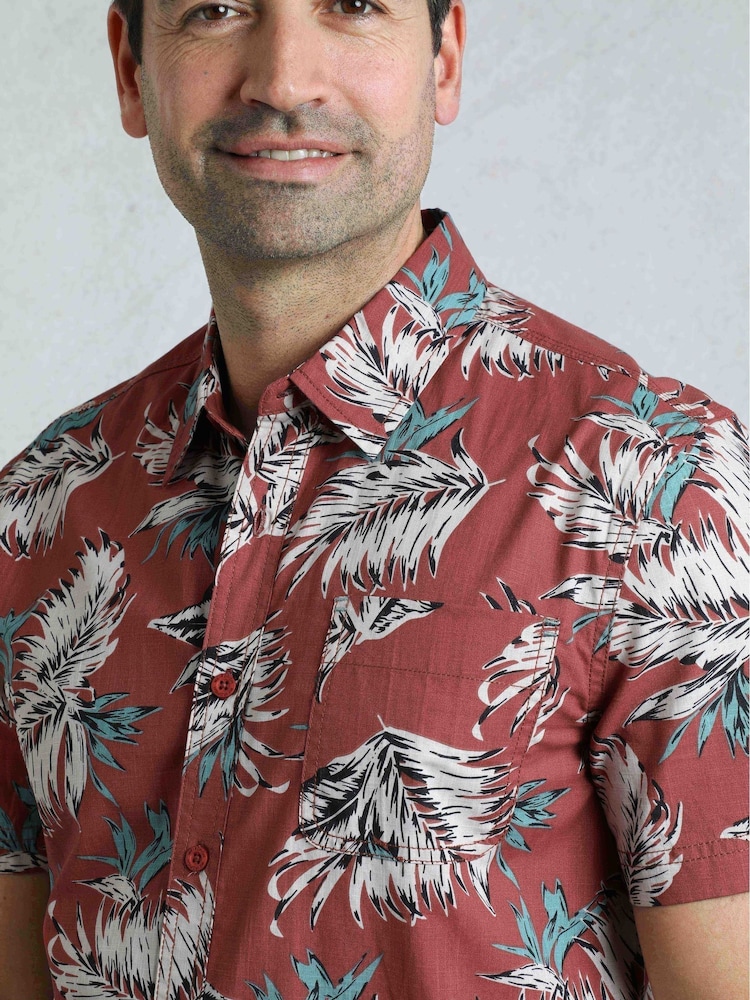 Weird Fish Red Faraway 100% Cotton Short Sleeve Printed Shirt - Image 3 of 6