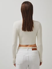 Reiss White Sandy McLaren F1 Team Cut-Out Knit Crop Top - Image 5 of 7