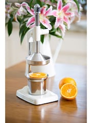 Kitchencraft Cream Antique Heavy Duty Durable Juicer - Image 2 of 6