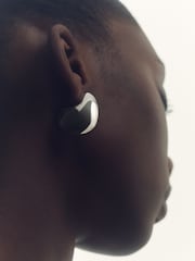 Reiss Silver Tone Calla Curve Scoop Earrings - Image 2 of 4