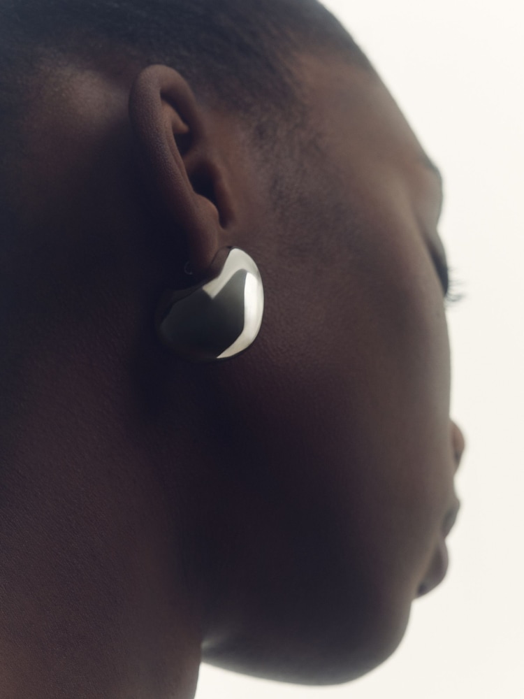 Reiss Silver Tone Calla Curve Scoop Earrings - Image 2 of 4