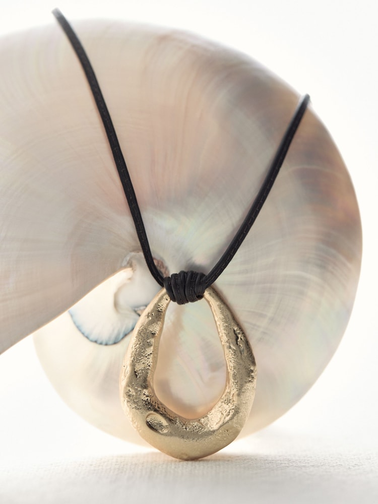 Reiss Gold Tone Momo Molten Link Pendant Necklace - Image 1 of 5