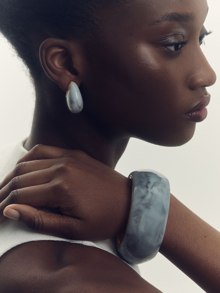 Reiss Gold Tone Ciara Curve Marble Bangle - Image 2 of 3