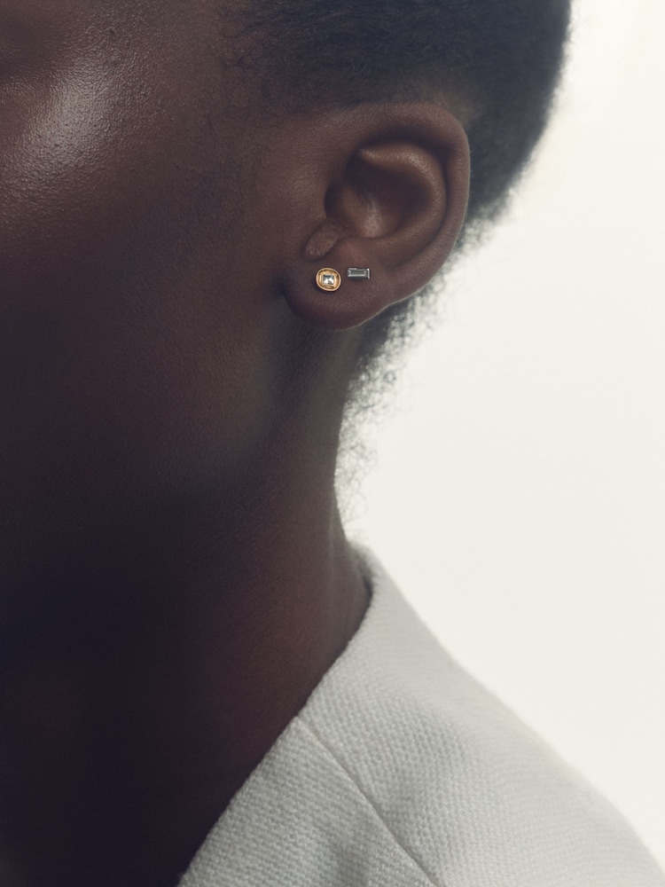 Reiss Grey Micro Curve Studs Earrings 2 Pack - Image 2 of 3