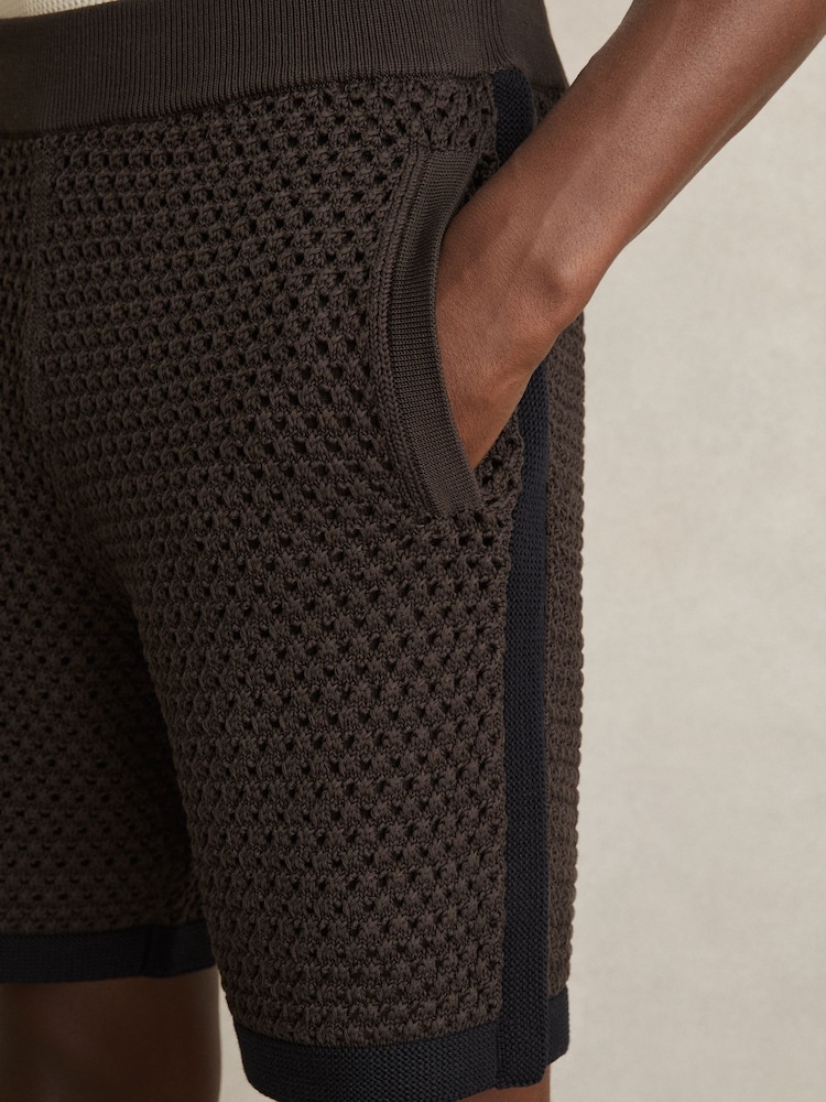 Reiss Chocolate/Navy Butler Cotton-Blend Crochet Shorts - Image 4 of 6
