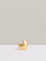 Reiss Gold Tone Calla Curve Scoop Earrings - Image 4 of 4