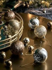 50 Pack Mixed Metallic Shatterproof Christmas Baubles - Image 3 of 4