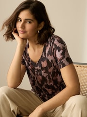 Animal Cotton Modal Slouch V-Neck T-Shirt - Image 4 of 8