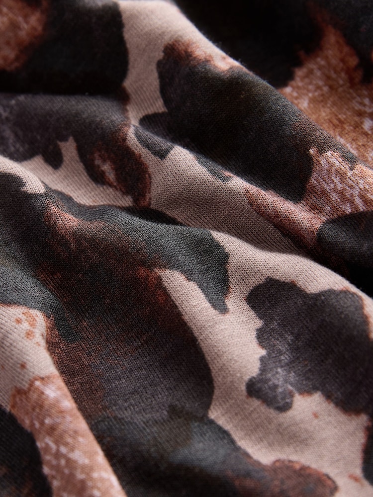 Animal Cotton Modal Slouch V-Neck T-Shirt - Image 8 of 8
