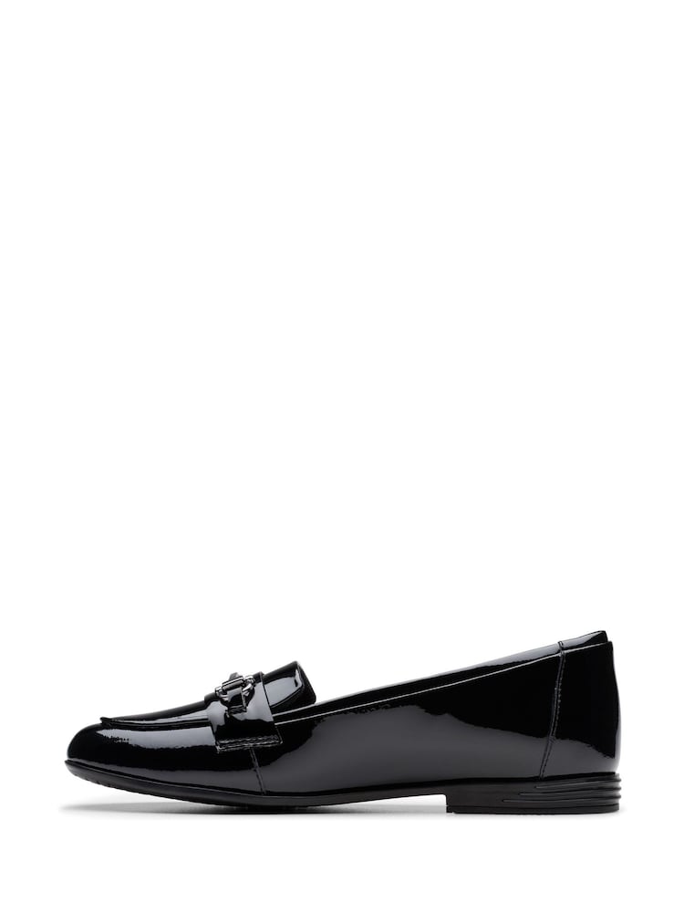 Clarks Black Patent Wide Fit (G) Older Girls Finja Loafers - Image 2 of 5 Clarks Black Patent Wide Fit (G) Older Girls Finja Loafers - Image 2 of 5