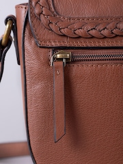 Lakeland Leather tan Tarnbeck Braid Saddle Bag - Image 4 of 6