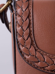 Lakeland Leather Brown Tarnbeck Braid Cross-Body Bag - Image 3 of 5