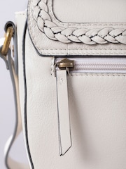 Seixo - Bolsa de selim Lakeland Leather Tarnbeck com trança - Imagem 4 de 6