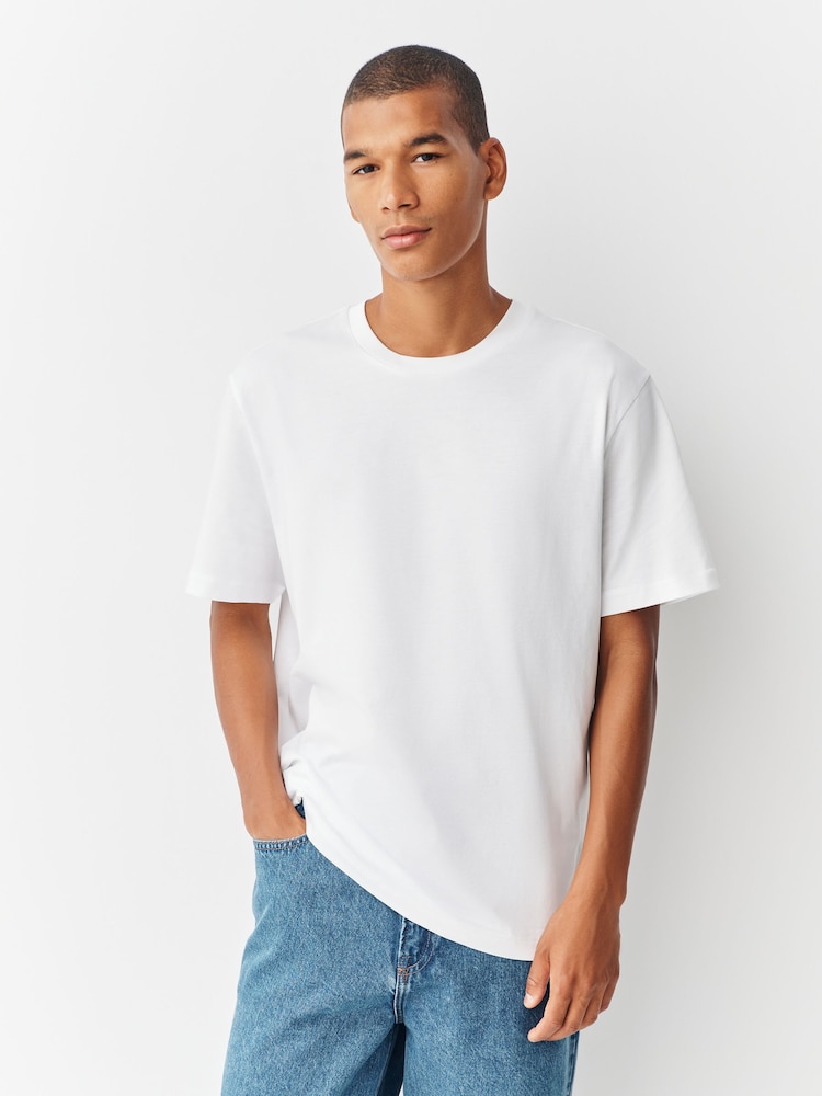White Signature SUPIMA® Cotton Crew Neck T-Shirts 3 Pack - Image 2 of 7 White Signature SUPIMA® Cotton Crew Neck T-Shirts 3 Pack - Image 2 of 7