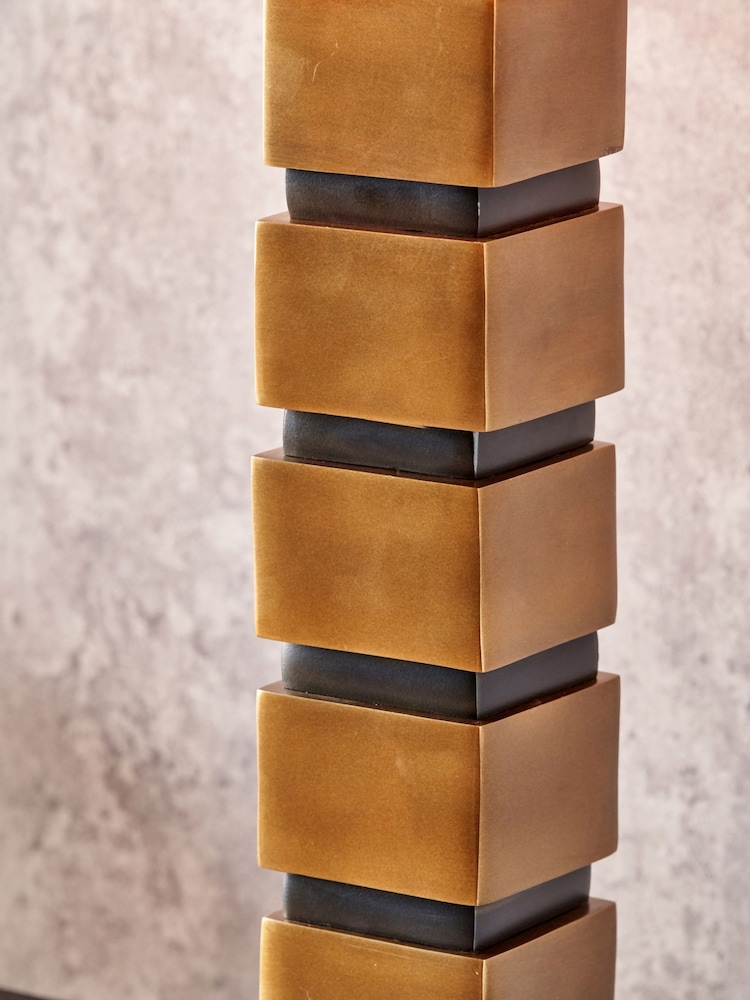 Pacific Lifestyle Antique Brass Maximo Cube Design Table Lamp - Image 5 of 5