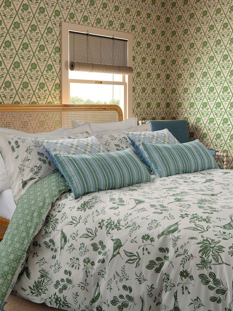 Joules Green Festival Pheasants 100% Cotton Duvet Cover and Pillowcase Set - Image 2 of 5