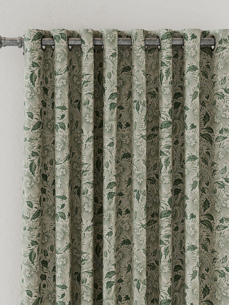 V&A Green Ornamental Bloom Blackout Eyelet Curtains - Image 2 of 5