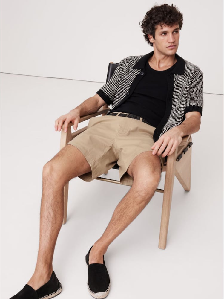 Banana Republic Beige 7" Stretch Chino Shorts - Image 2 of 3