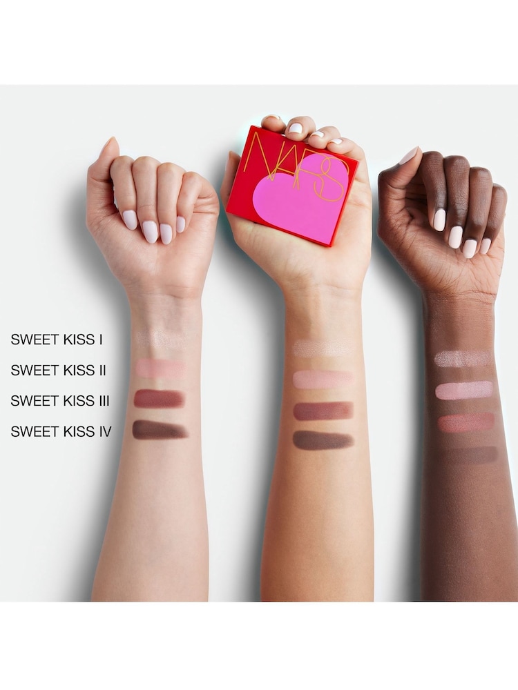 NARS Eyeshadow Quad Sweet Kiss 5.6g - Image 3 of 3