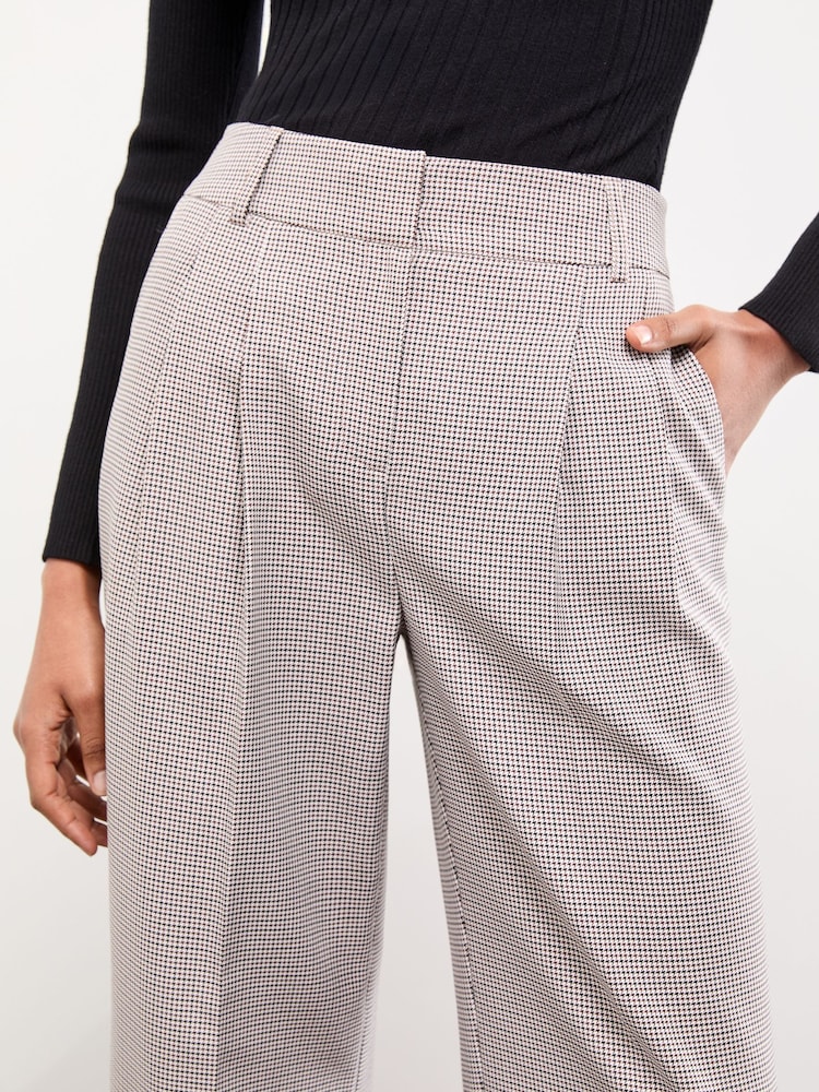 Lipsy Grey Check Trousers - Image 2 of 4 Lipsy Grey Check Trousers - Image 2 of 4