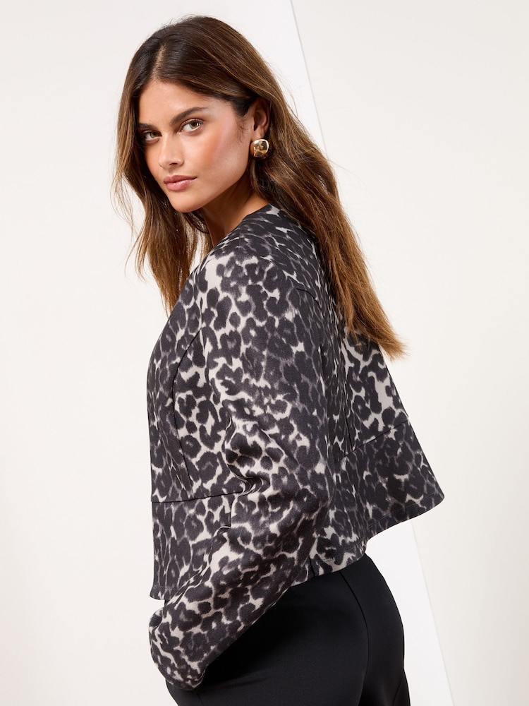 Lipsy Animal Print Cropped Collarless Blazer - Image 4 of 4 Lipsy Animal Print Cropped Collarless Blazer - Image 4 of 4
