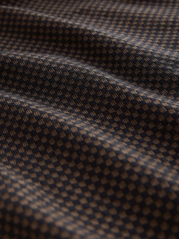 Bronze Jacquarded Pattern Smart T-Shirt - Image 8 of 8
