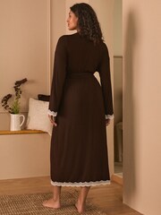 روب من خام المودال من Laura Ashley - صورة 3 من 8