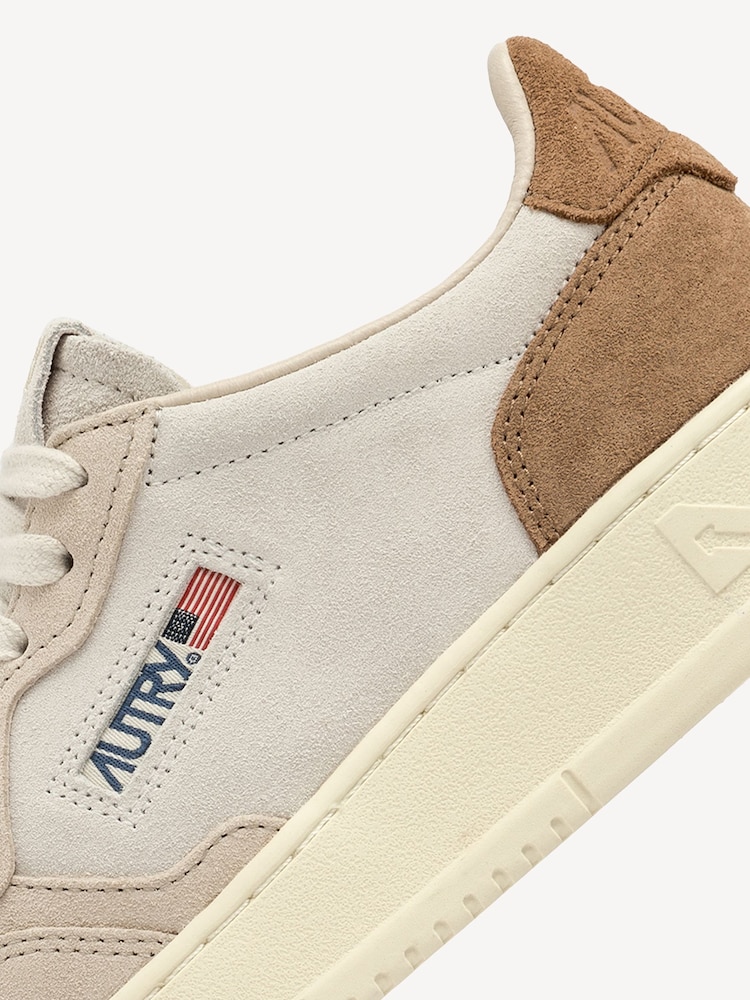 AUTRY Natural Mans Medalist Low Trainers - Image 6 of 6 AUTRY Natural Mans Medalist Low Trainers - Image 6 of 6