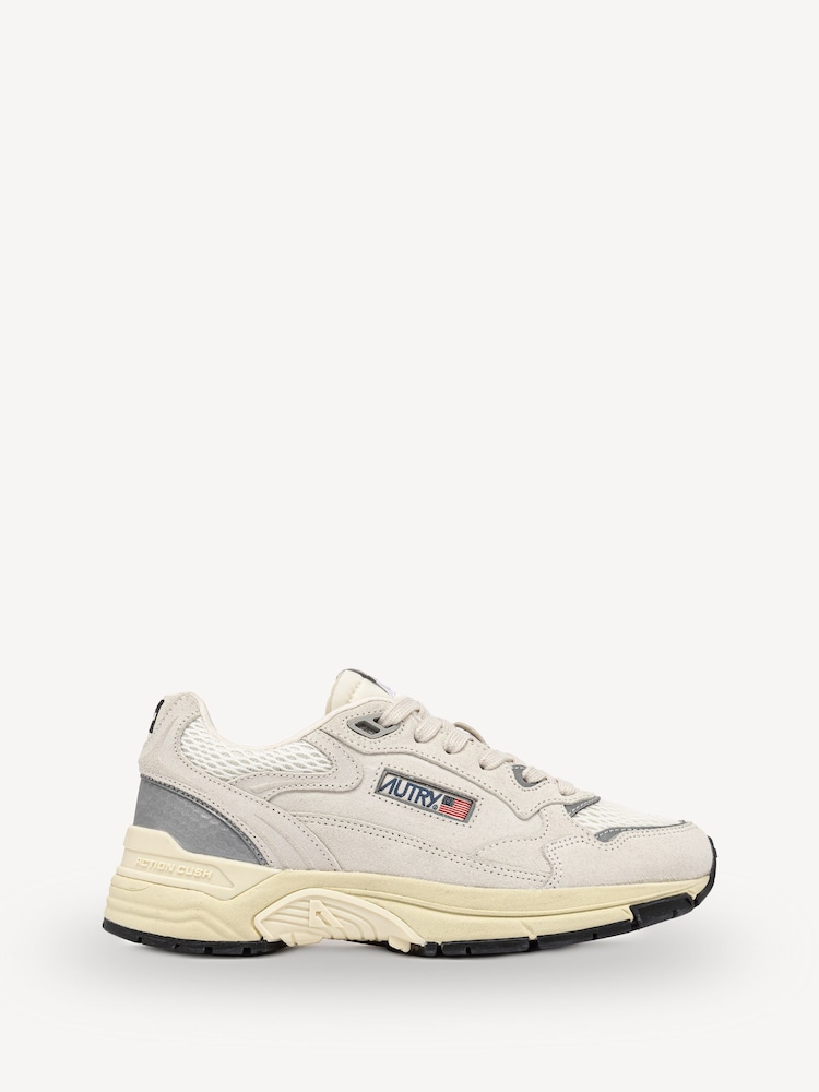 رمادي - AUTRY Hyperway Low Top Trainers - صورة 1 من 6 رمادي - AUTRY Hyperway Low Top Trainers - صورة 1 من 6