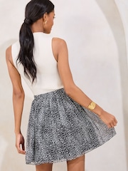 Lipsy Black Printed Chiffon Mini Skirt - Image 4 of 4