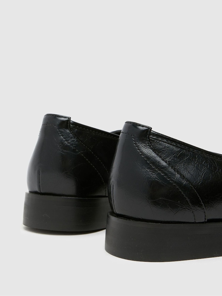 Schuh Lonnie Chain Black Loafers - Image 4 of 4 Schuh Lonnie Chain Black Loafers - Image 4 of 4