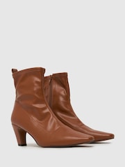 Rjava - Schuh Aries Heeled Raztegljivo čevlji - Slika 2 iz 4