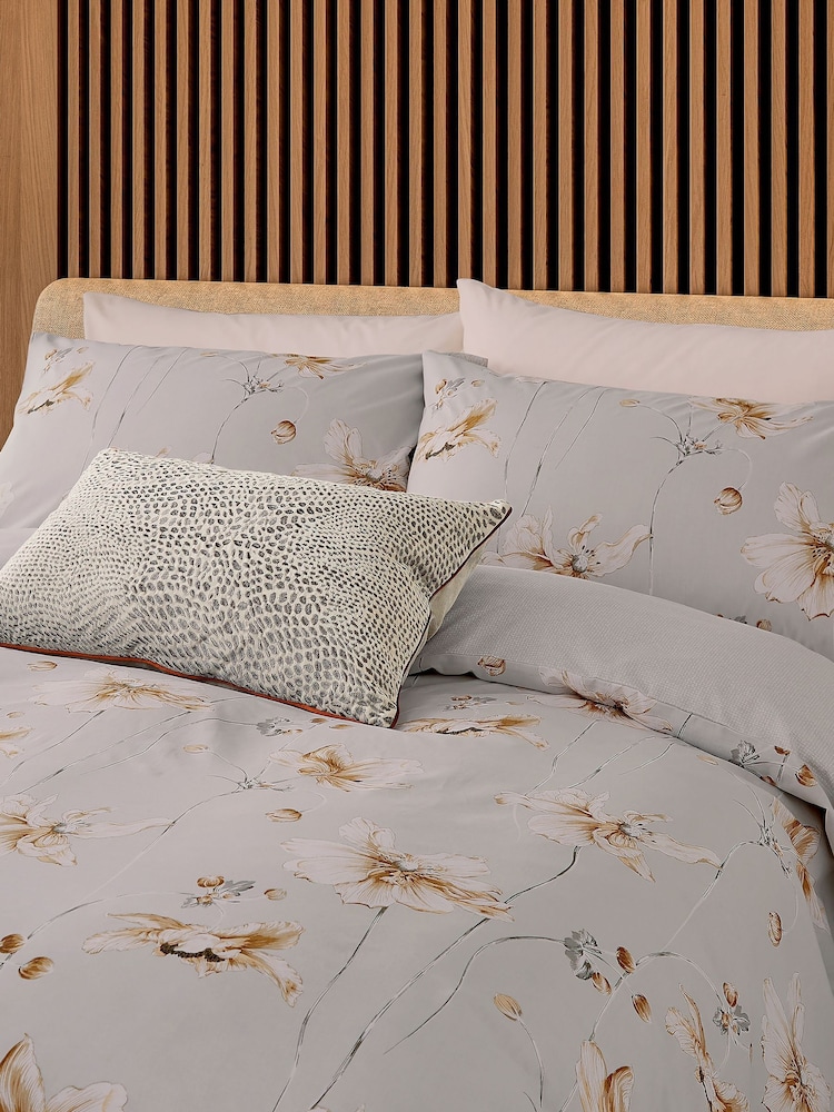 Nalu Nicole Scherzinger Stone Sunset 100% Cotton Alaula Duvet Cover and Pillowcase Set - Image 2 of 4