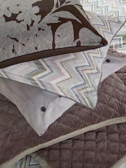 Bedeck of Belfast Pink Claudia Pillowcases Pair - Image 4 of 4