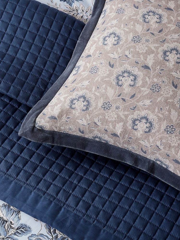 Bedeck of Belfast Lorelei Throw F29288 - Image 3 of 4