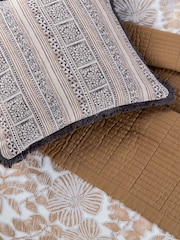 Bedeck of Belfast Zenda 100% Cotton Cushion - صورة 3 من 4