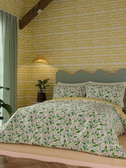 Scion Lavender Honey Dancing Daisies Duvet Cover and Pillowcase Set - Image 1 of 5