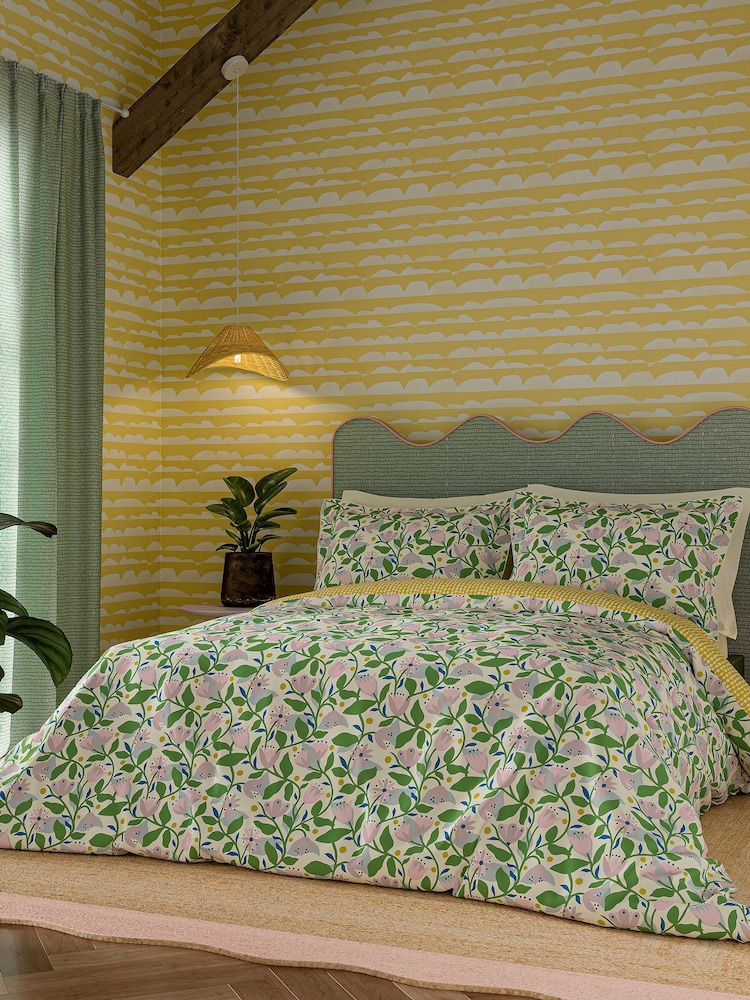 Scion Lavender Honey Dancing Daisies Duvet Cover and Pillowcase Set - Image 1 of 5