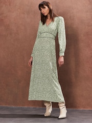 Ro&Zo Green Ditsy Waist Detail Dress - Image 1 of 4