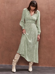 Ro&Zo Green Ditsy Waist Detail Dress - Image 2 of 4