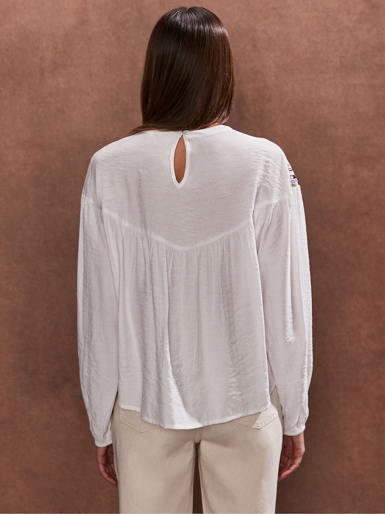 Ro&Zo White Multi Embroidered Detail Blouse - Image 2 of 3