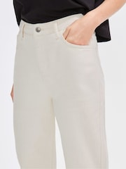 Ro&Zo White Straight Jeans - Image 2 of 4