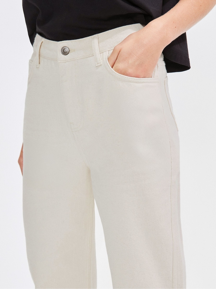 Ro&Zo White Straight Jeans - Image 2 of 4