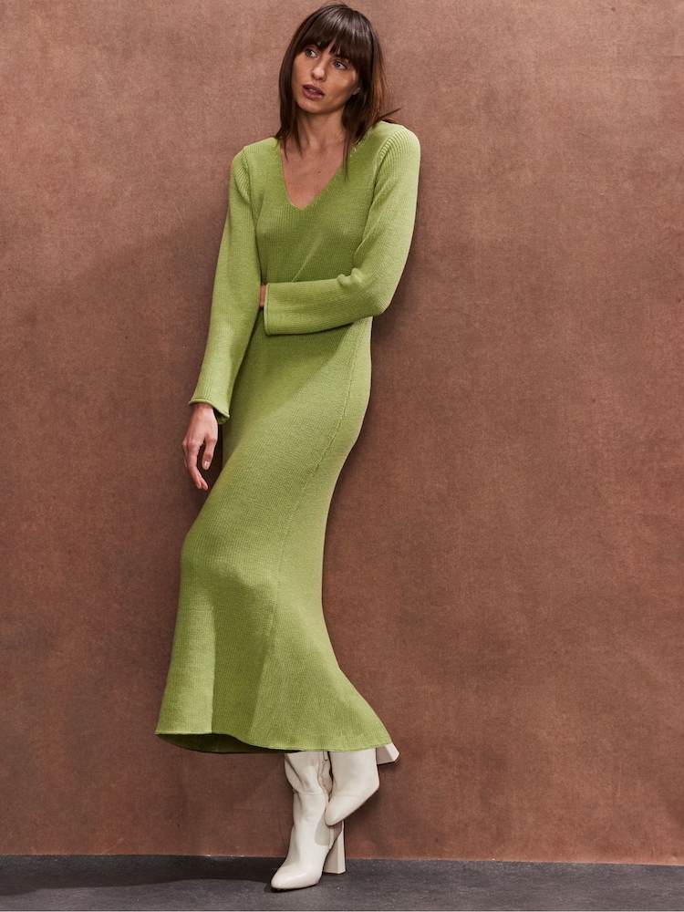 Ro&Zo Green V-Neck Knitted Midi Dress - Image 1 of 4