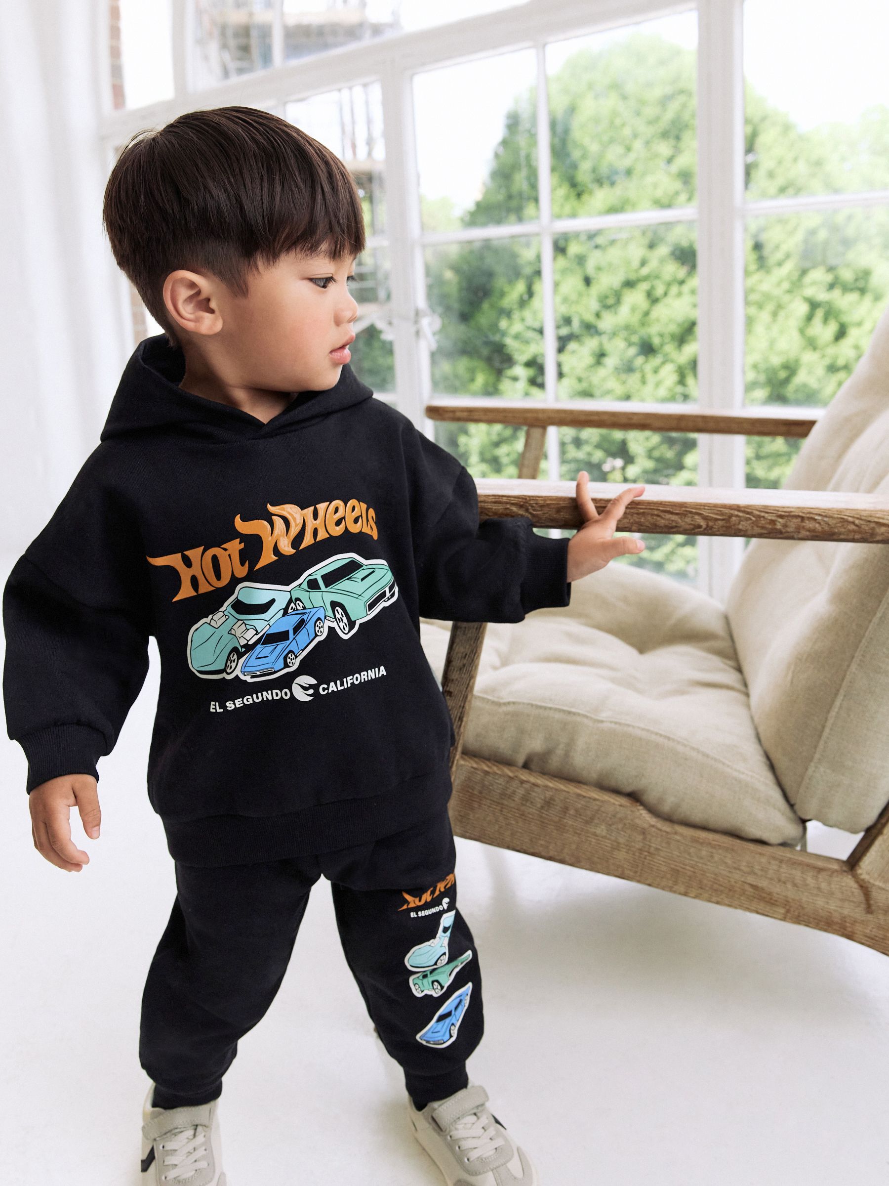 Black Hot Wheels Hoddie and Joggers Set (9mths-8yrs)