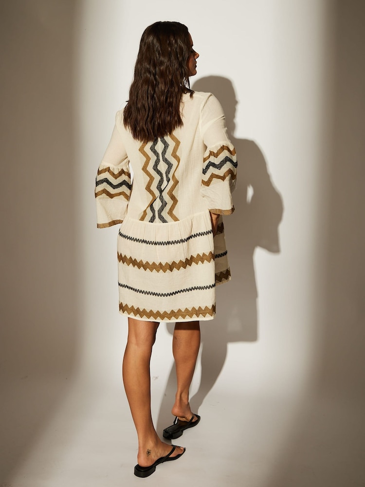 South Beach Green Jacquard Drop Hem Tiered 100% Cotton Mini Dress - Image 2 of 5 South Beach Green Jacquard Drop Hem Tiered 100% Cotton Mini Dress - Image 2 of 5