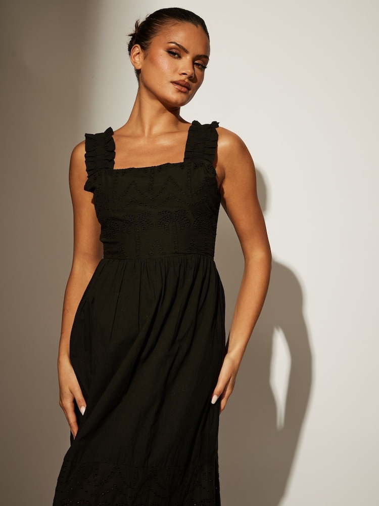 South Beach Black Palm Broderie Tie Back 100% Cotton Maxi Dress - Image 5 of 5 South Beach Black Palm Broderie Tie Back 100% Cotton Maxi Dress - Image 5 of 5