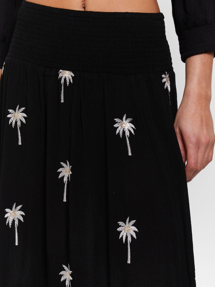 Zwart - South Beach Palm Tree Embroidered Shirred Waist Maxi Skirt - Image 3 of 4